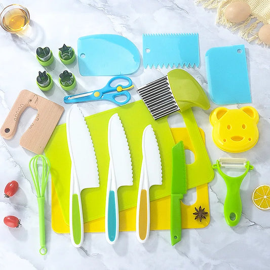 full set of Kitchen Cookware and Baking Set For Kids